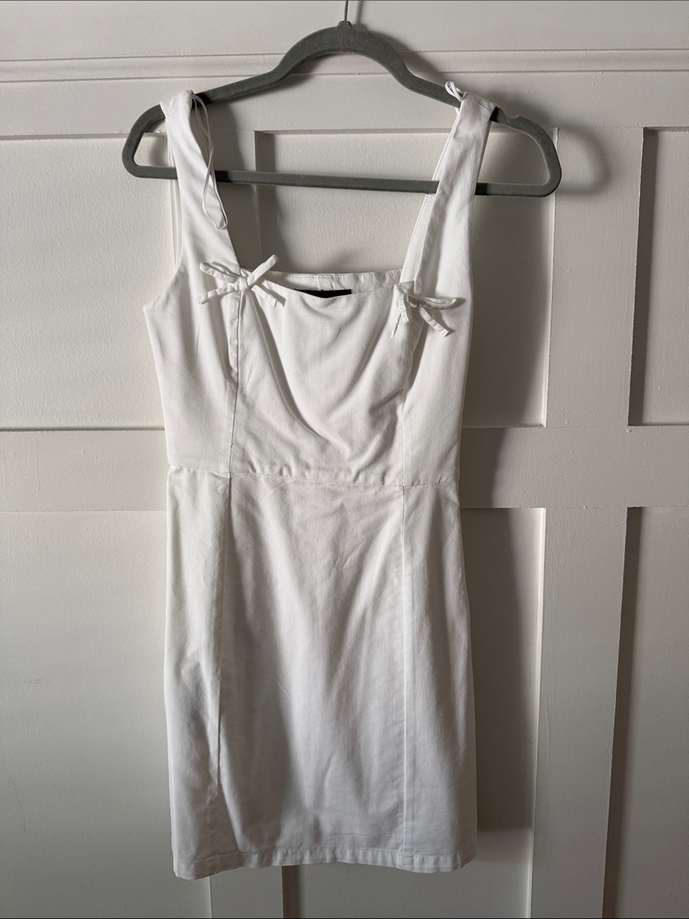 NWT Zara White Sleeveless Dress with bows - XS